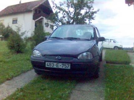 Opel Corsa 1.4B