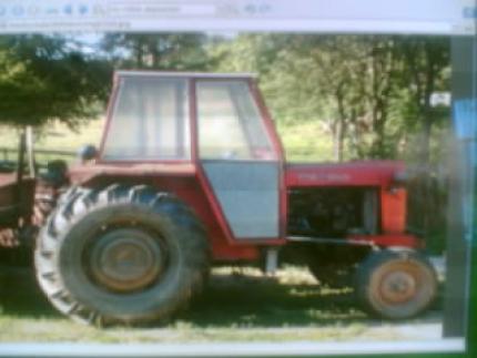 traktor imt 558