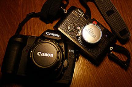 Canon EOS 5D Mark II Digitalna kamera Sa Kits