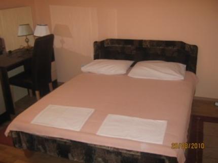 LETO 2011 - Najjeftiniji apartmani i sobe Jovana