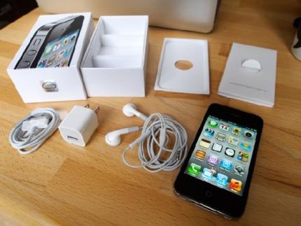 Sale:Apple iPhone 4S 64GB White Unlocked In Box
