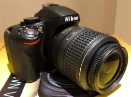 Nikon D4 / D700/ Canon D7 Digital Camera